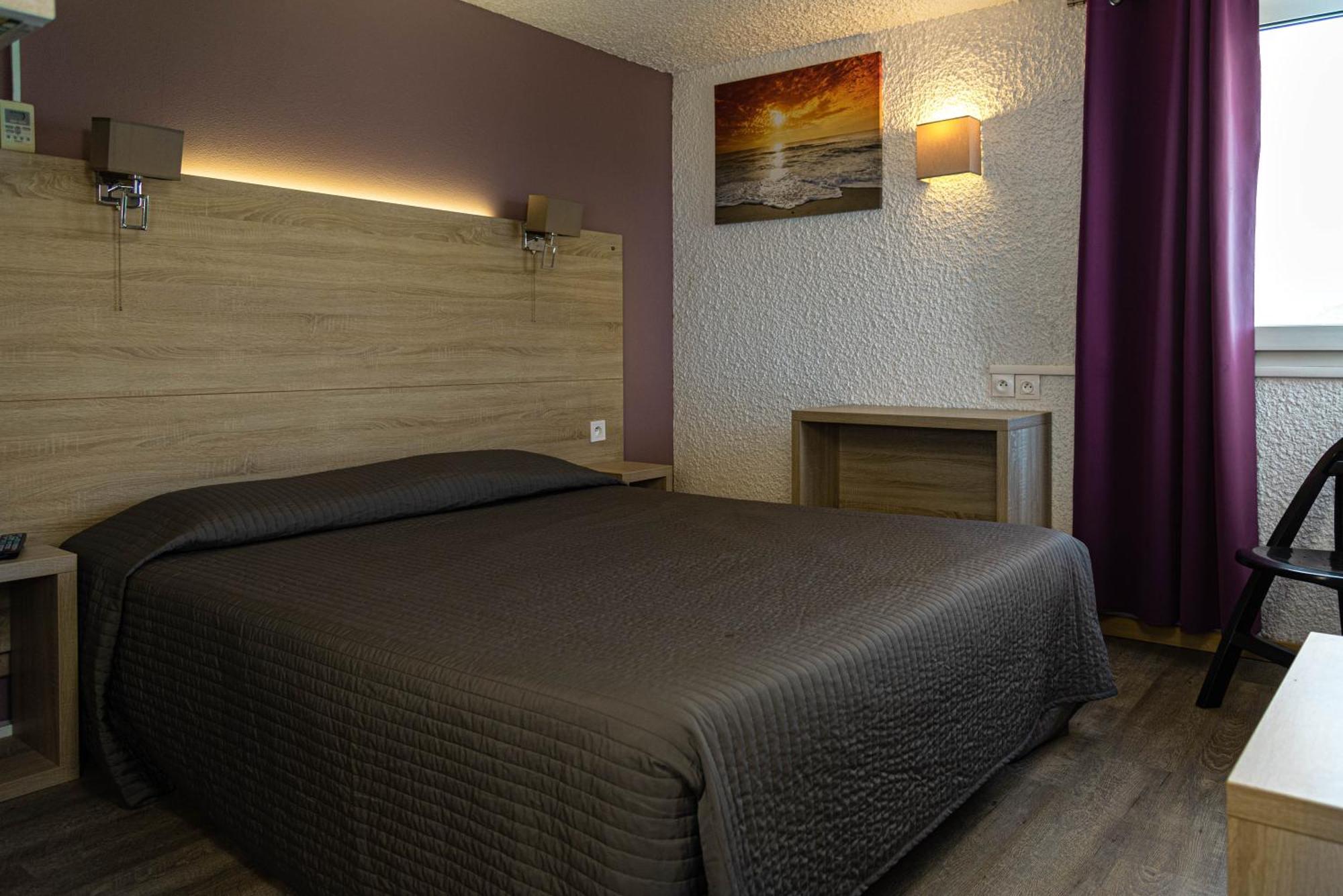 Hotel Les Tourrades Cannes Esterno foto